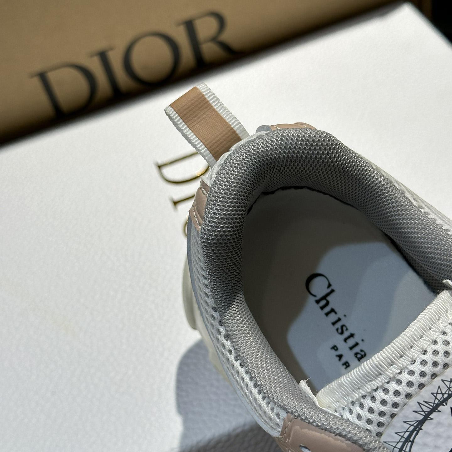 Dior Chrono Sneaker      - DopestKickz