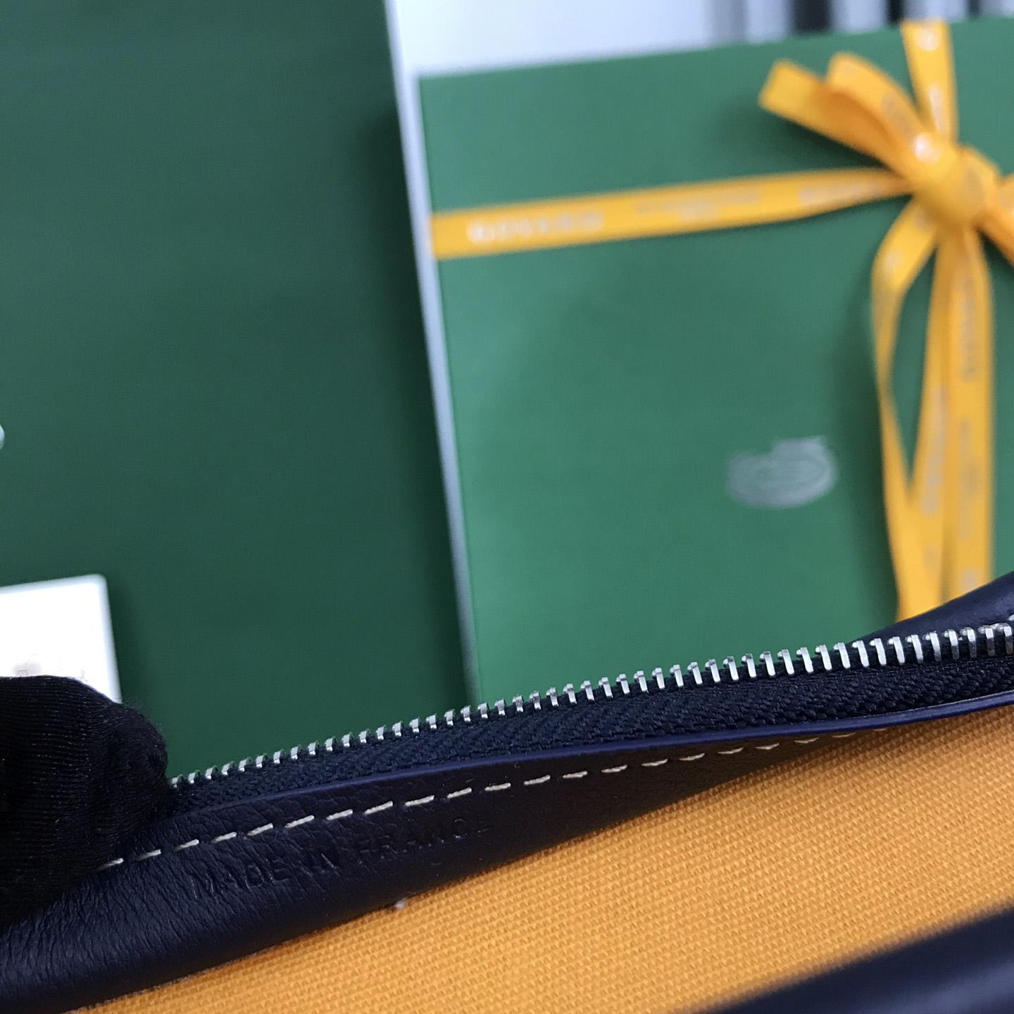 Goyard Jouvence GM Toiletry Bag - DopestKickz