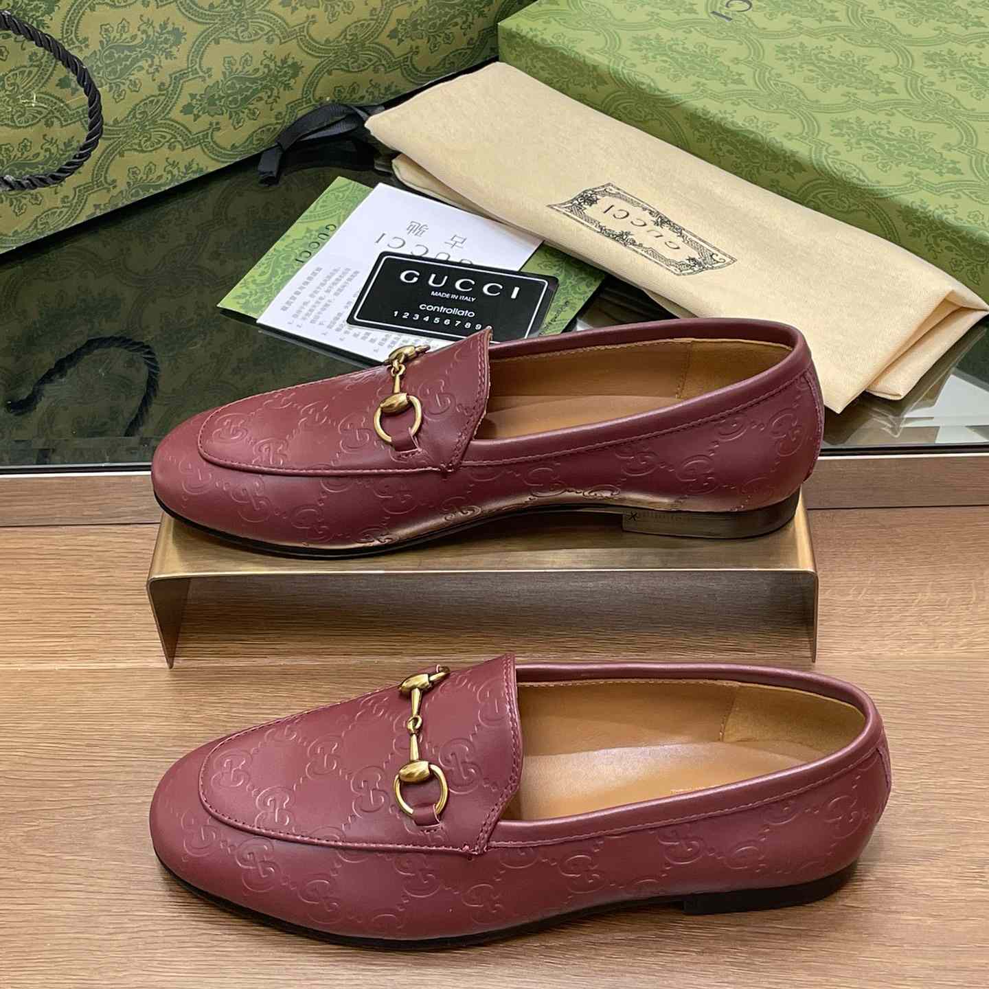 Gucci Women's Gucci Jordaan Loafer - DopestKickz