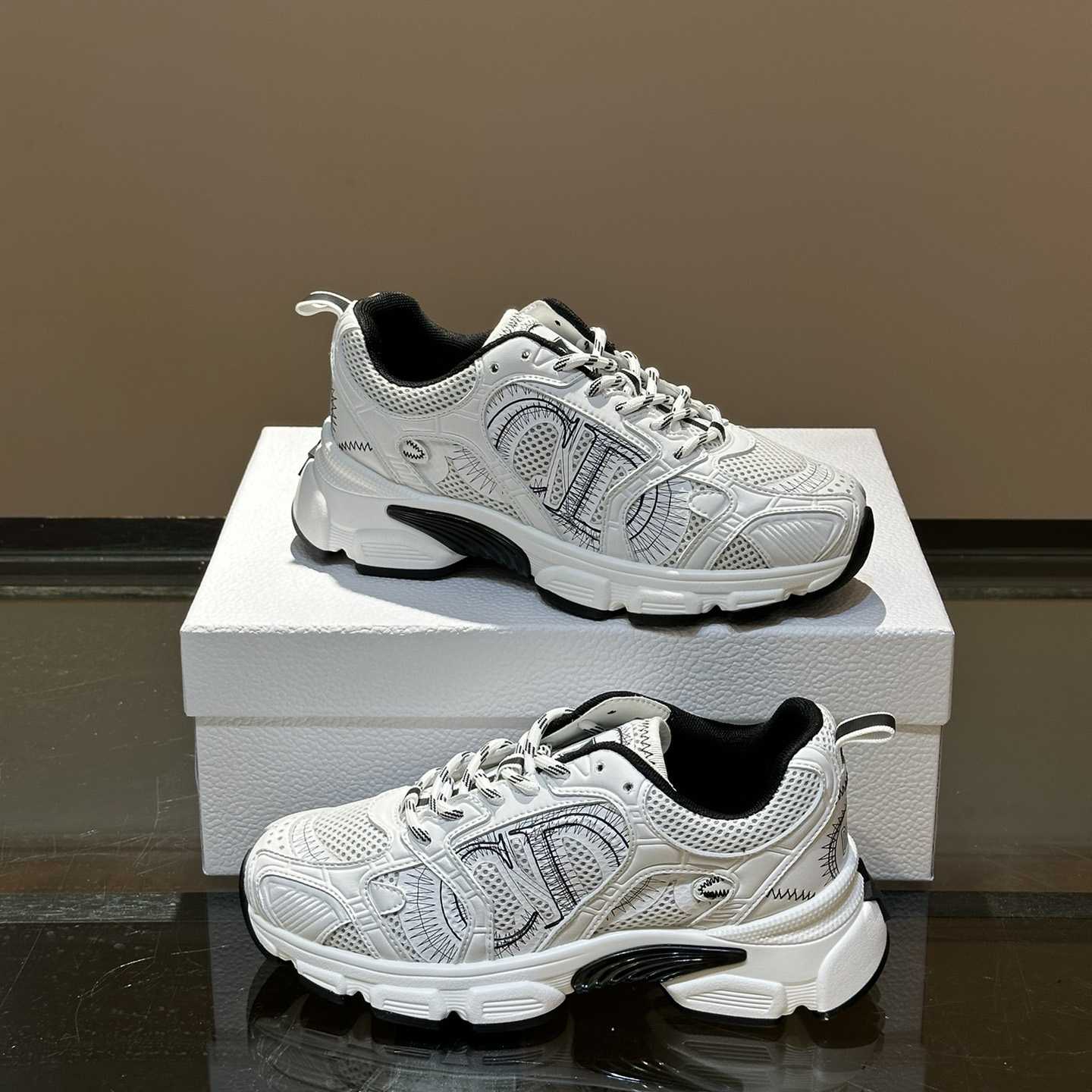 Dior Chrono Sneaker       - DopestKickz