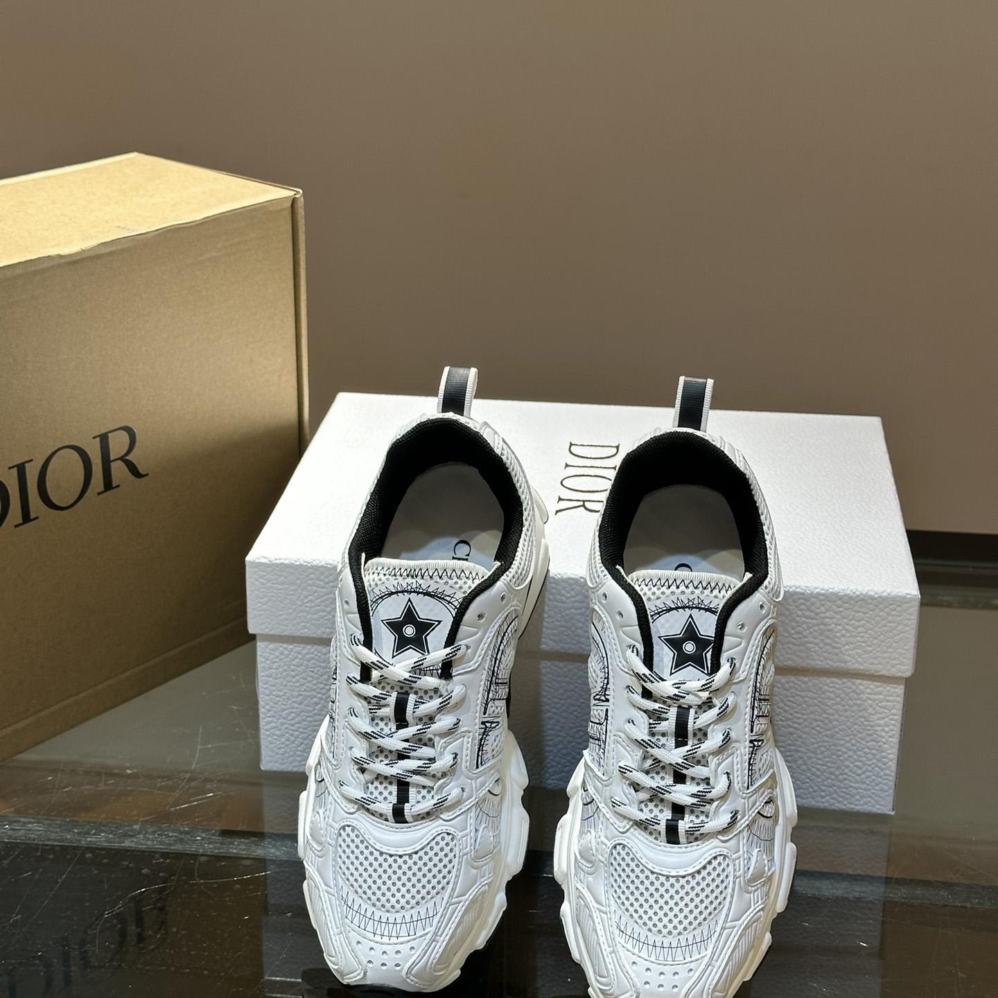 Dior Chrono Sneaker       - DopestKickz
