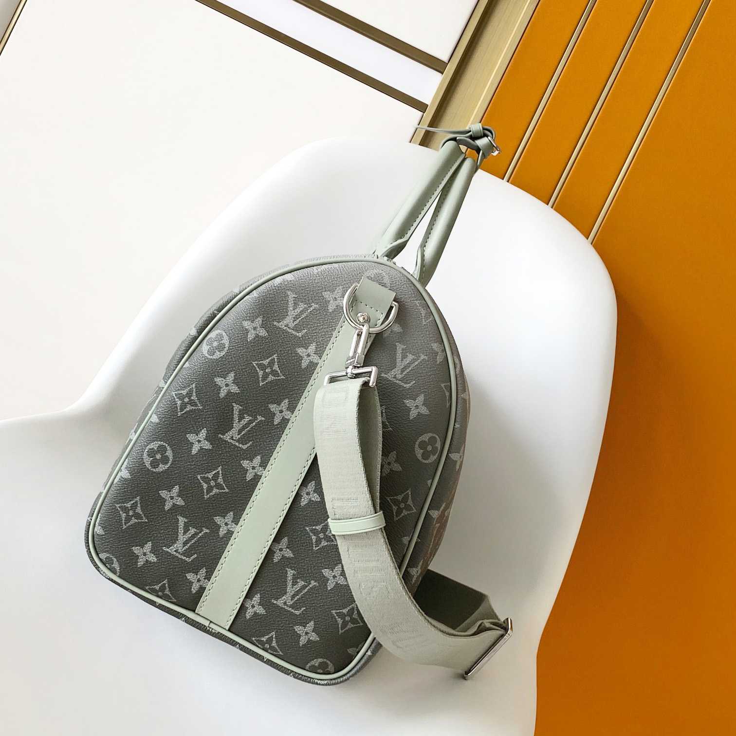 Louis Vuitton Keepall 45   M11718  - DopestKickz