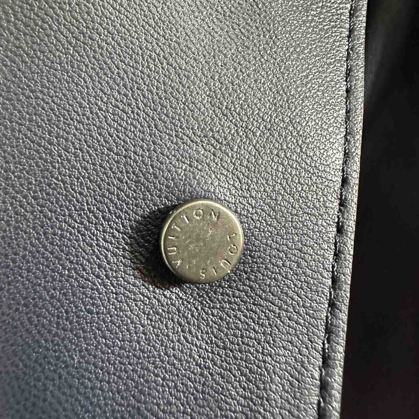 Louis Vuitton Chic Leather Blouson With 3D Details   1AFVPT - DopestKickz