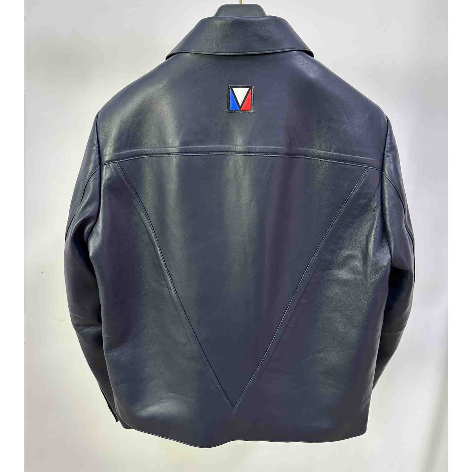 Louis Vuitton Chic Leather Blouson With 3D Details   1AFVPT - DopestKickz