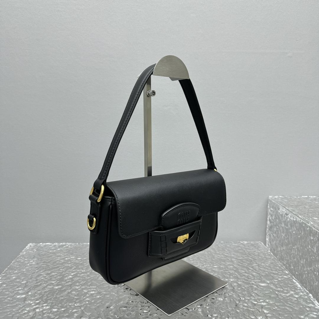 Miu Miu Penny Leather Bag - DopestKickz