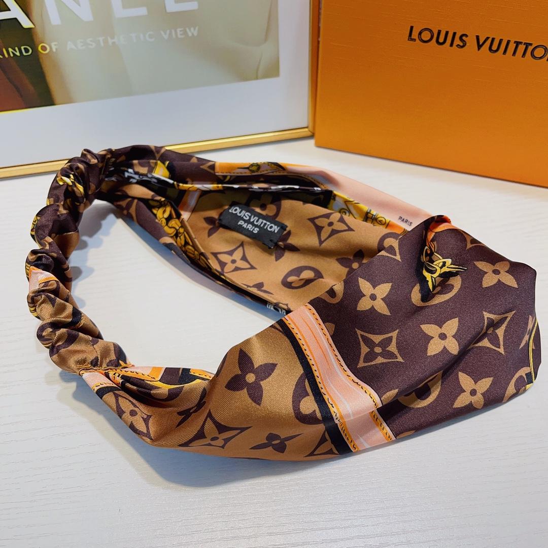 Louis Vuitton Headband  - DopestKickz