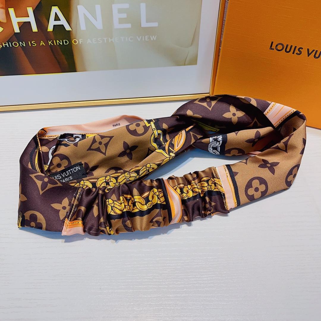 Louis Vuitton Headband  - DopestKickz