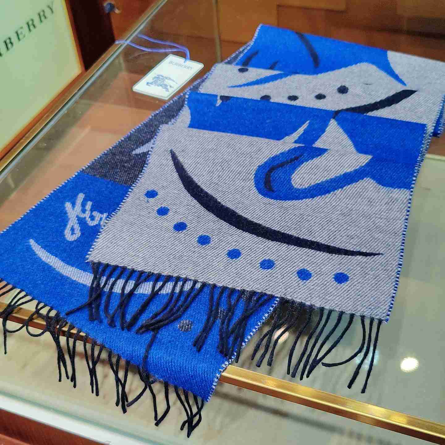 Burberry Mirrored Horse Cashmere Scarf - DopestKickz