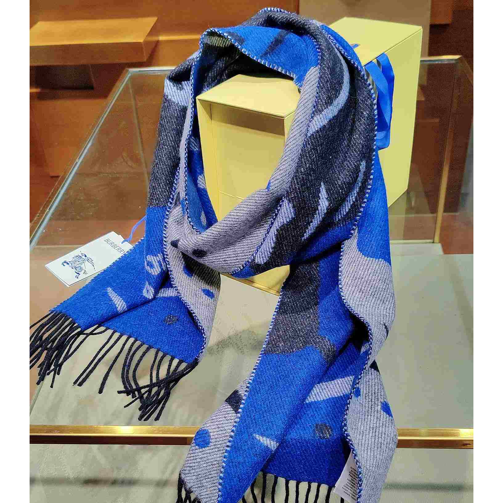 Burberry Mirrored Horse Cashmere Scarf - DopestKickz
