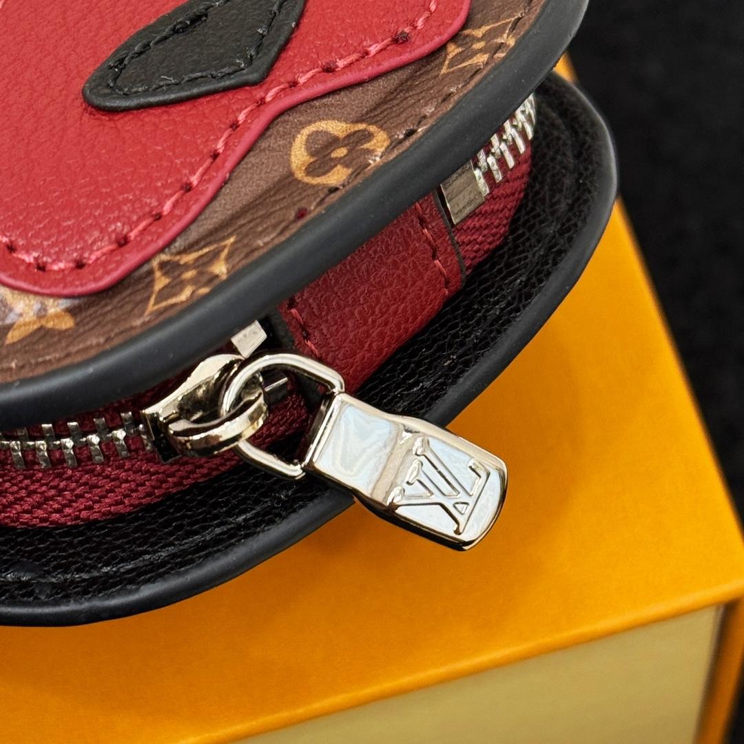 Louis Vuitton 57th Street NYC LV Dog Bag Charm  M02272 - DopestKickz