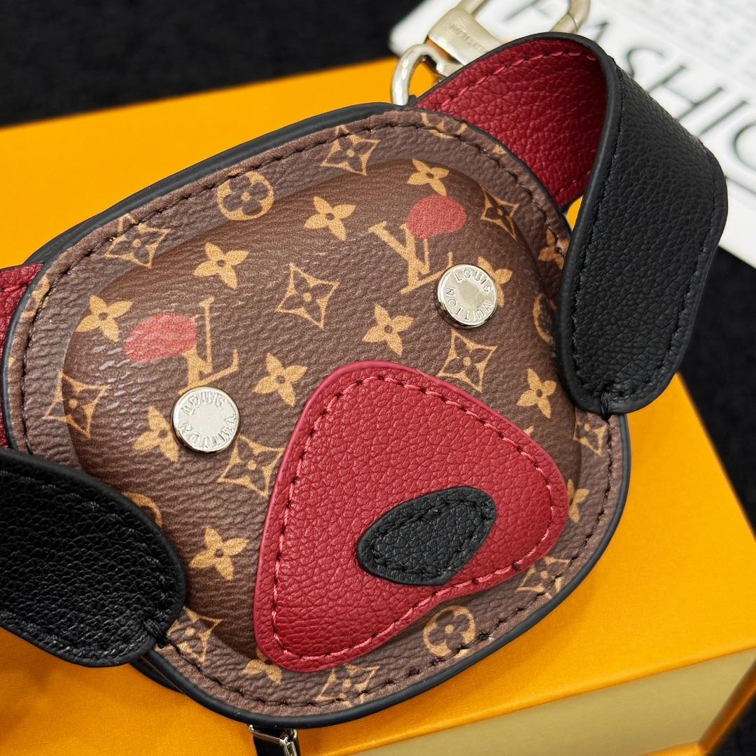 Louis Vuitton 57th Street NYC LV Dog Bag Charm  M02272 - DopestKickz