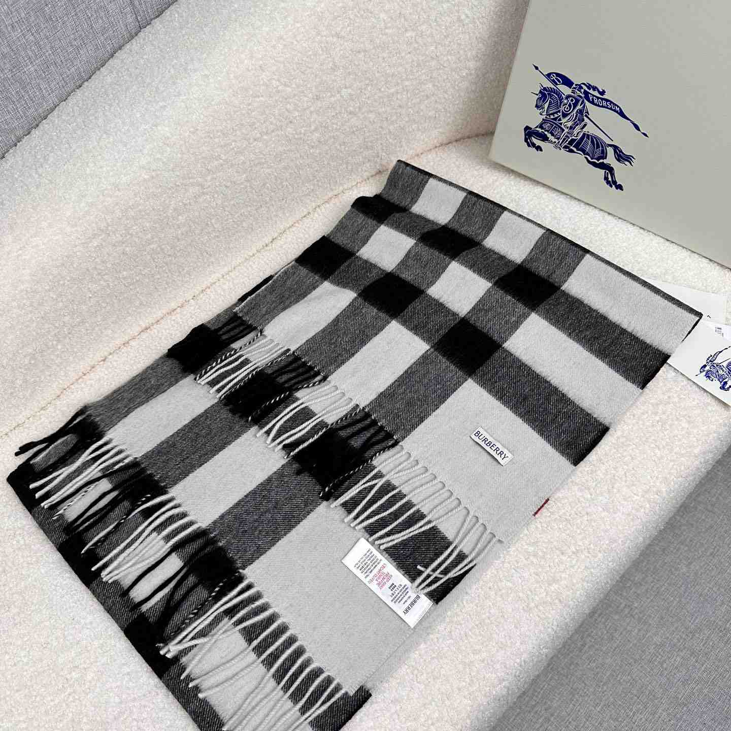 Burberry Scarf   180*40cm - DopestKickz