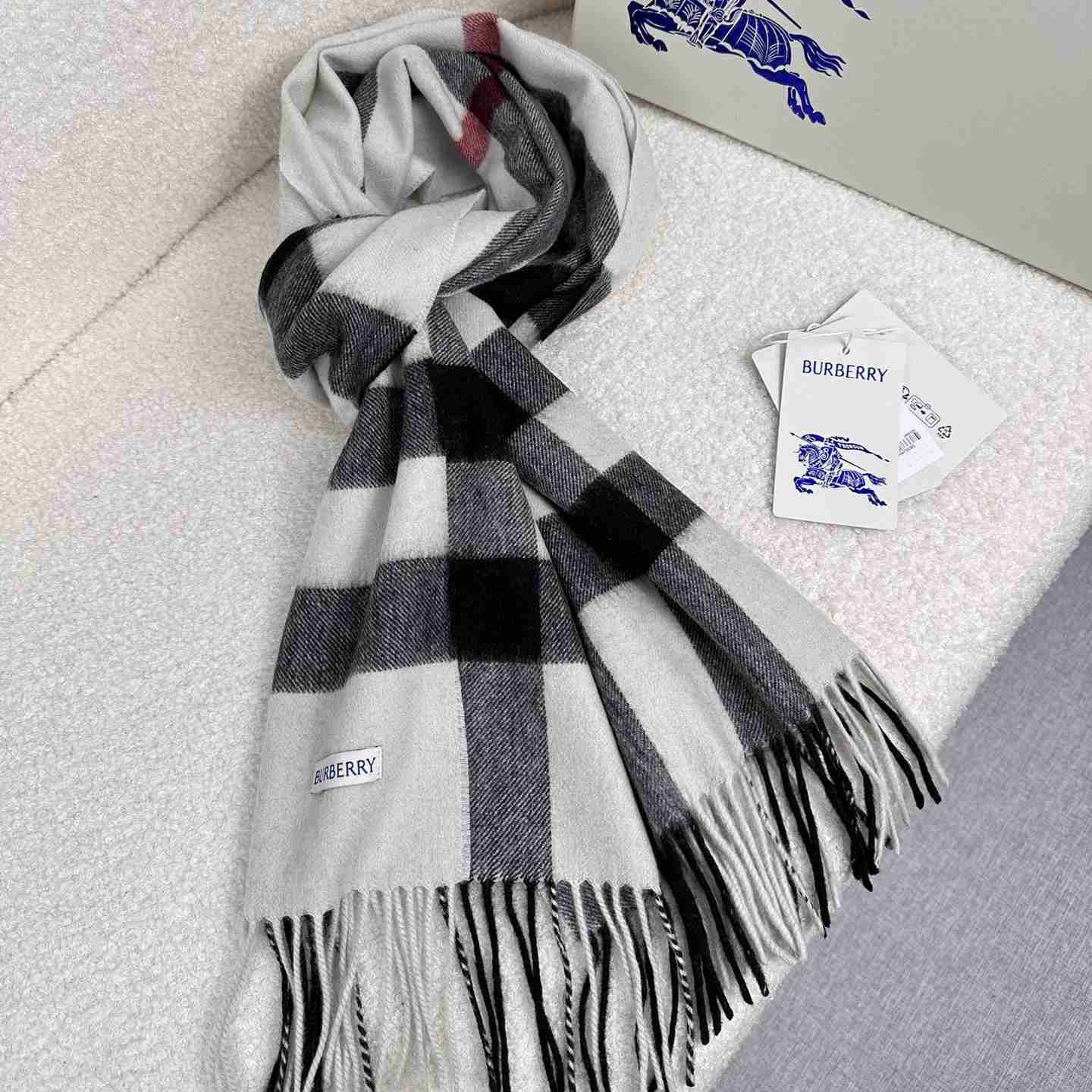 Burberry Scarf   180*40cm - DopestKickz