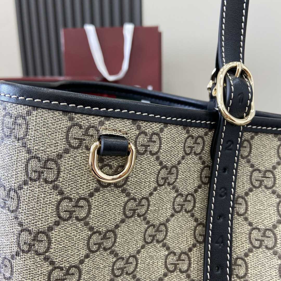 Gucci GG Emblem Medium Tote Bag - DopestKickz