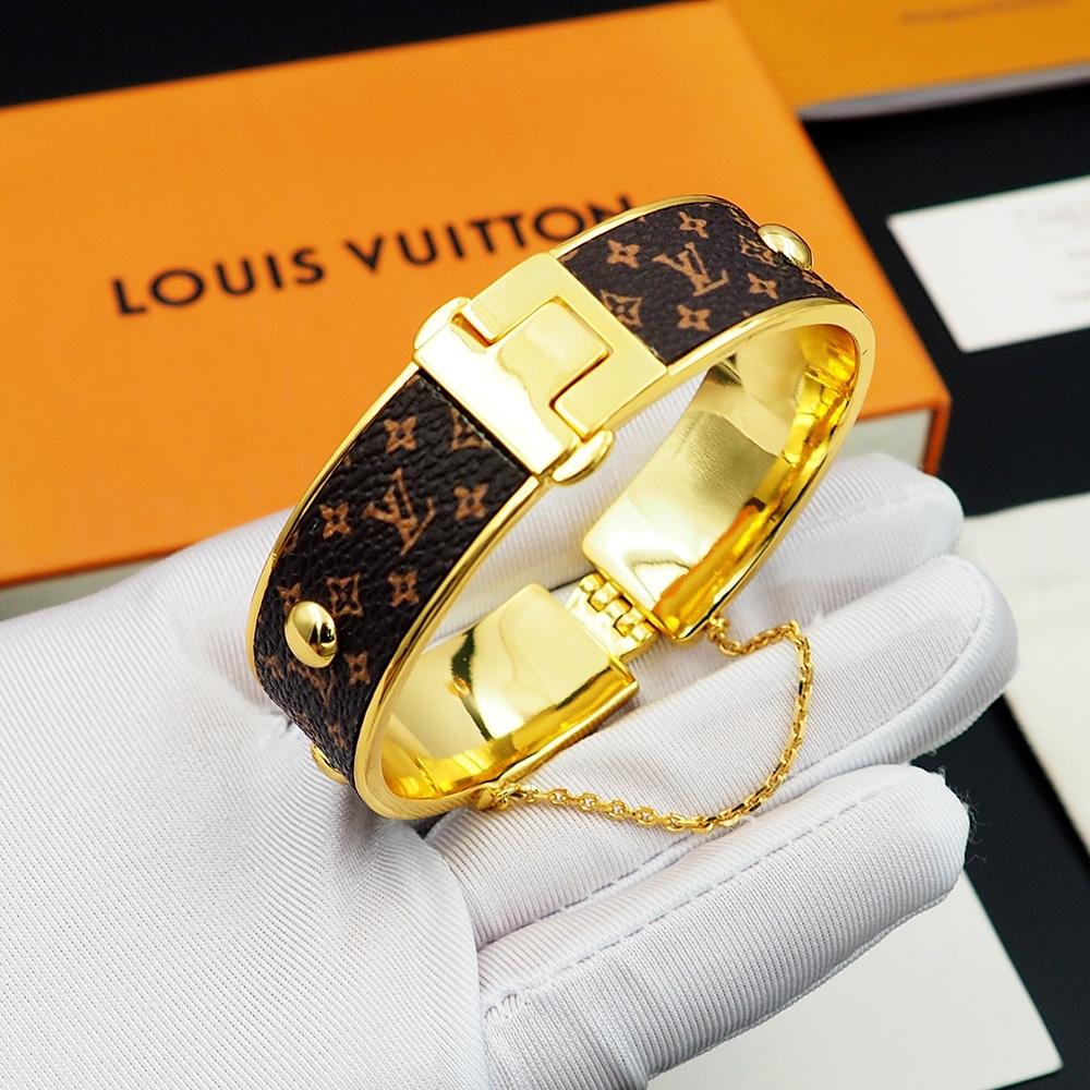 Louis Vuitton LV Signature Bracelet   M1434S - DopestKickz