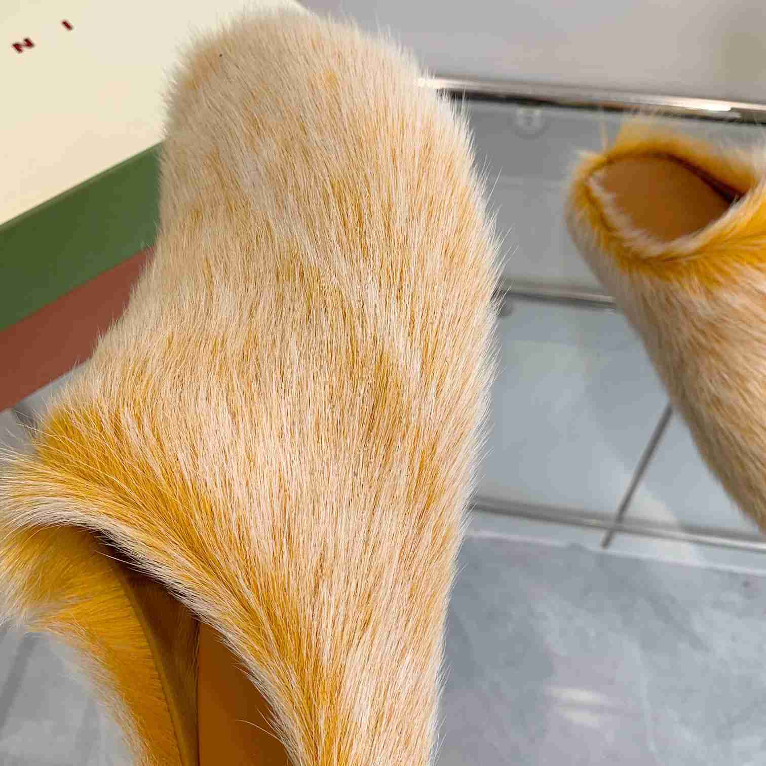 Marni Yellow Long Hair Calfskin Fussbett Sabot - DopestKickz