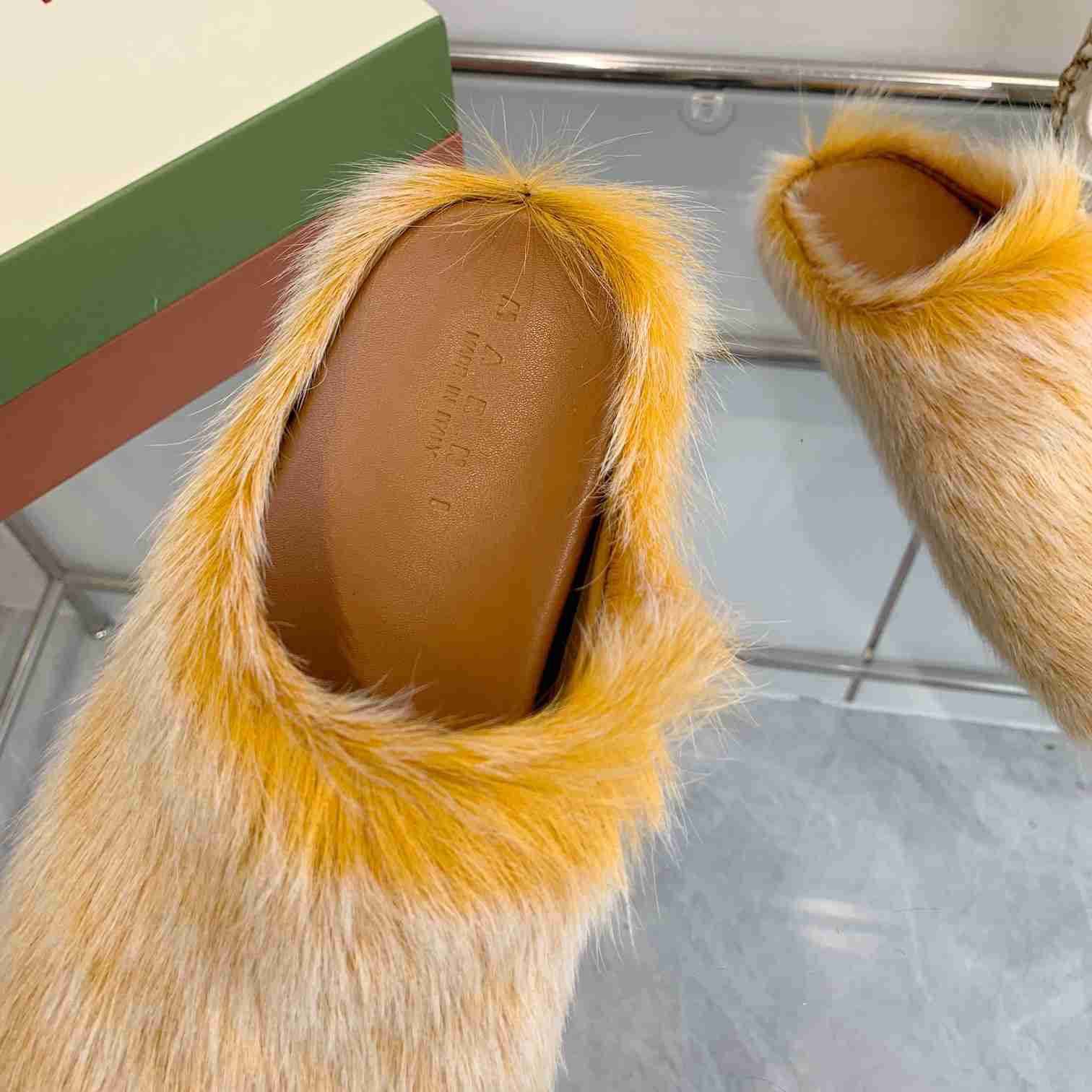 Marni Yellow Long Hair Calfskin Fussbett Sabot - DopestKickz