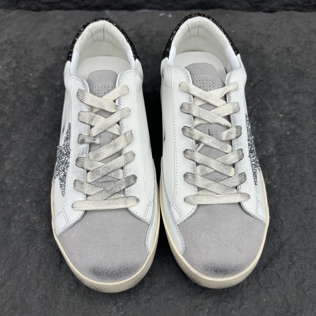 Golden Goose Sneakers - DopestKickz