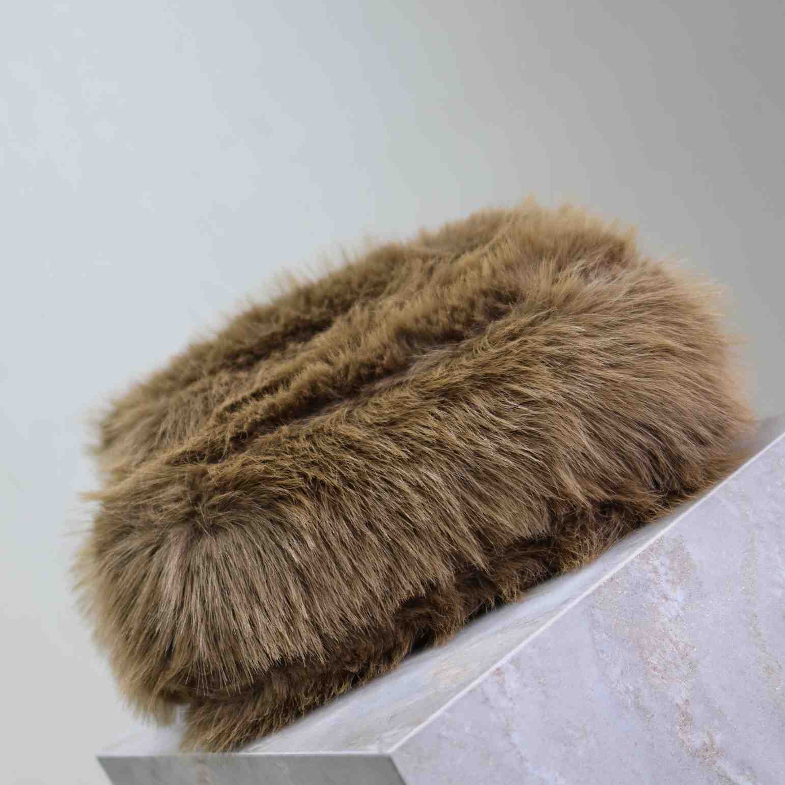 Saint Laurent Shoulder Bag (28×20×8.5cm) - DopestKickz