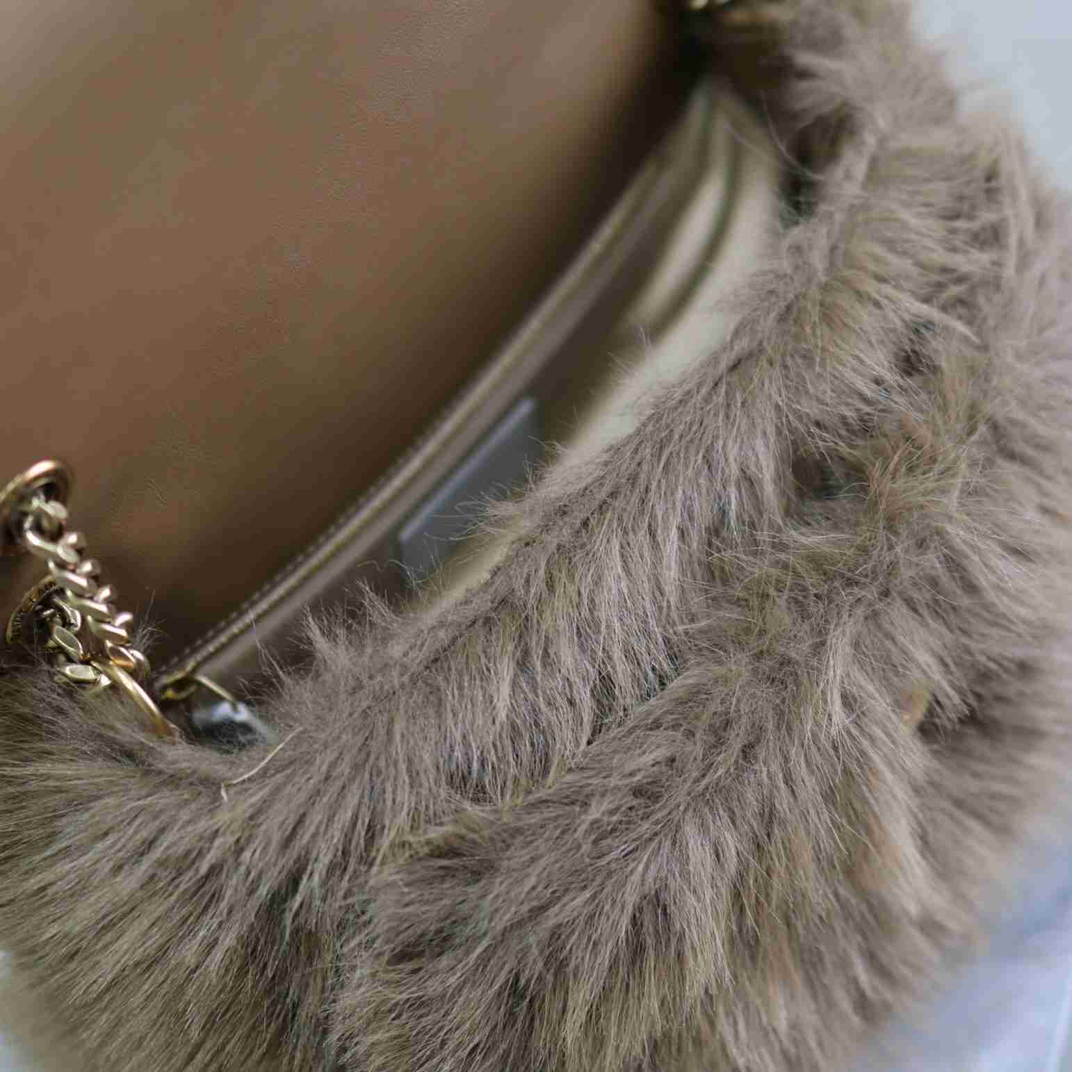 Saint Laurent Shoulder Bag (28×20×8.5cm) - DopestKickz