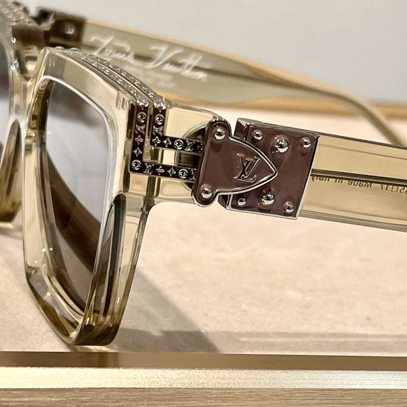 Louis Vuitton 1.1 Millionaires Square Sunglasses  LV96006 - DopestKickz