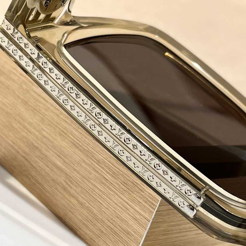 Louis Vuitton 1.1 Millionaires Square Sunglasses  LV96006 - DopestKickz