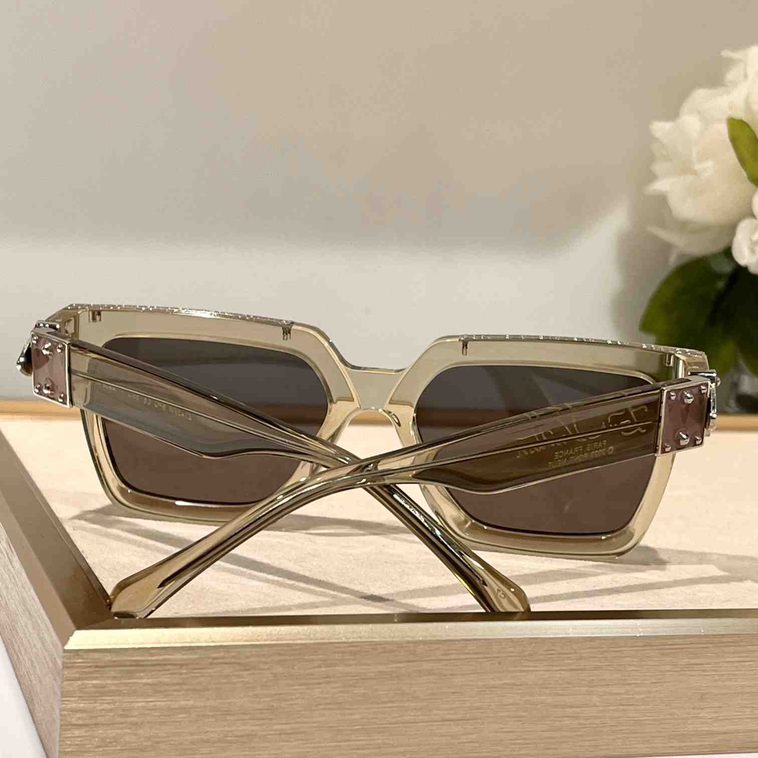 Louis Vuitton 1.1 Millionaires Square Sunglasses  LV96006 - DopestKickz
