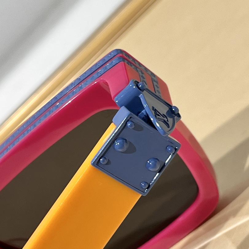 Louis Vuitton 1.1 Millionaires Square Sunglasses  LV96006 - DopestKickz