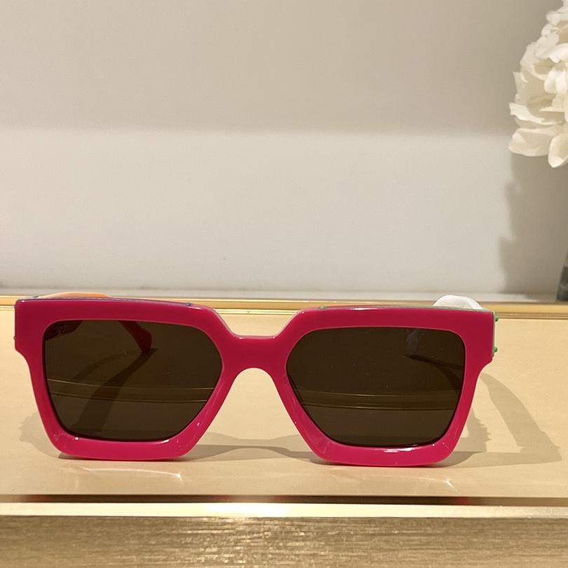 Louis Vuitton 1.1 Millionaires Square Sunglasses  LV96006 - DopestKickz