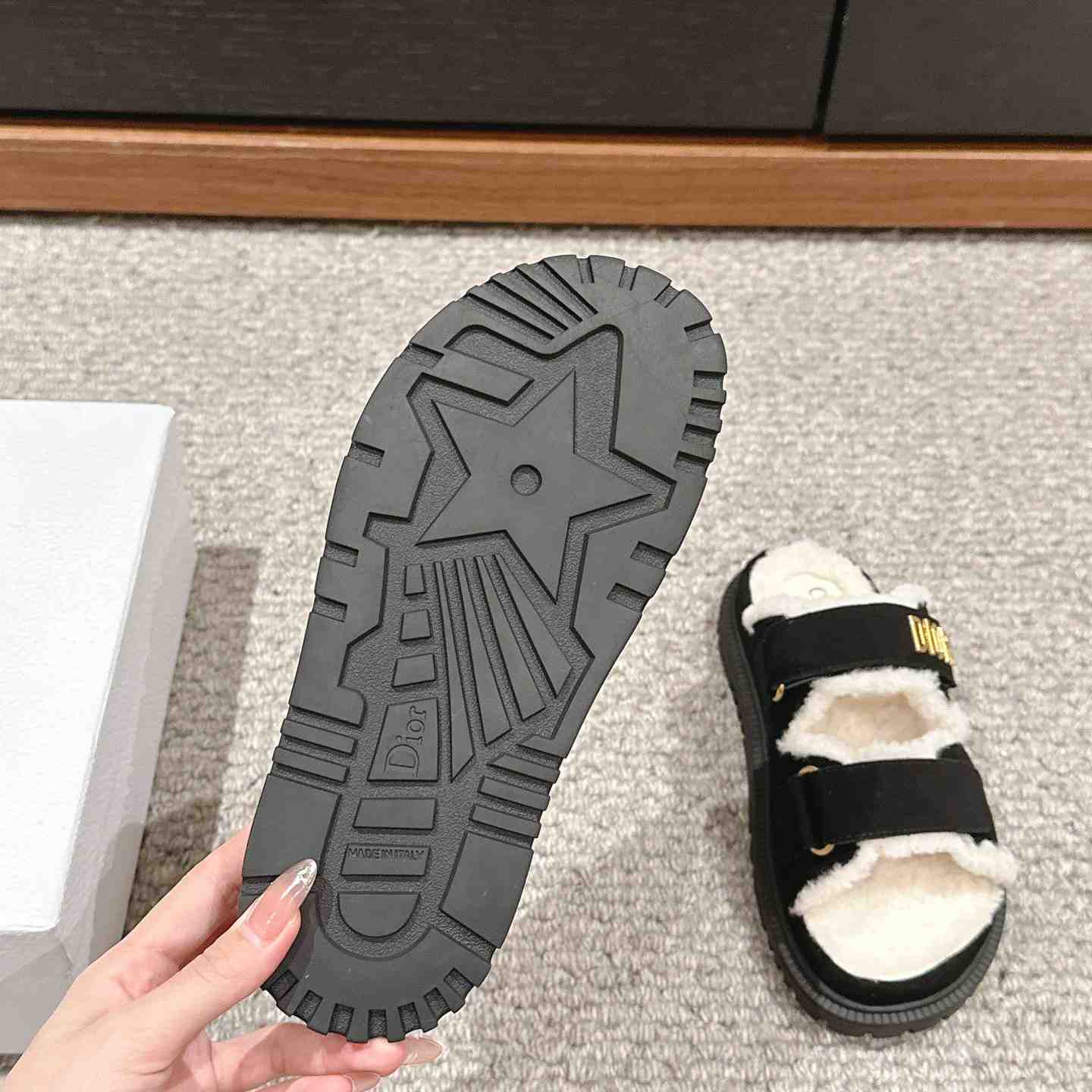 Dior Dioract Slide  - DopestKickz