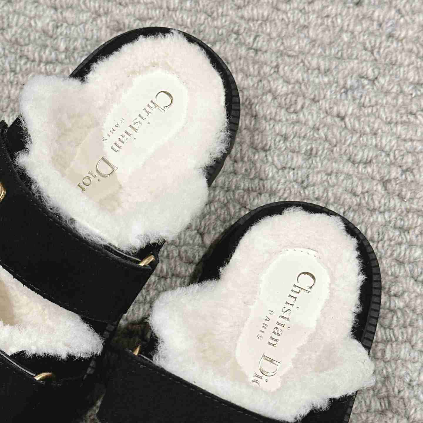 Dior Dioract Slide  - DopestKickz