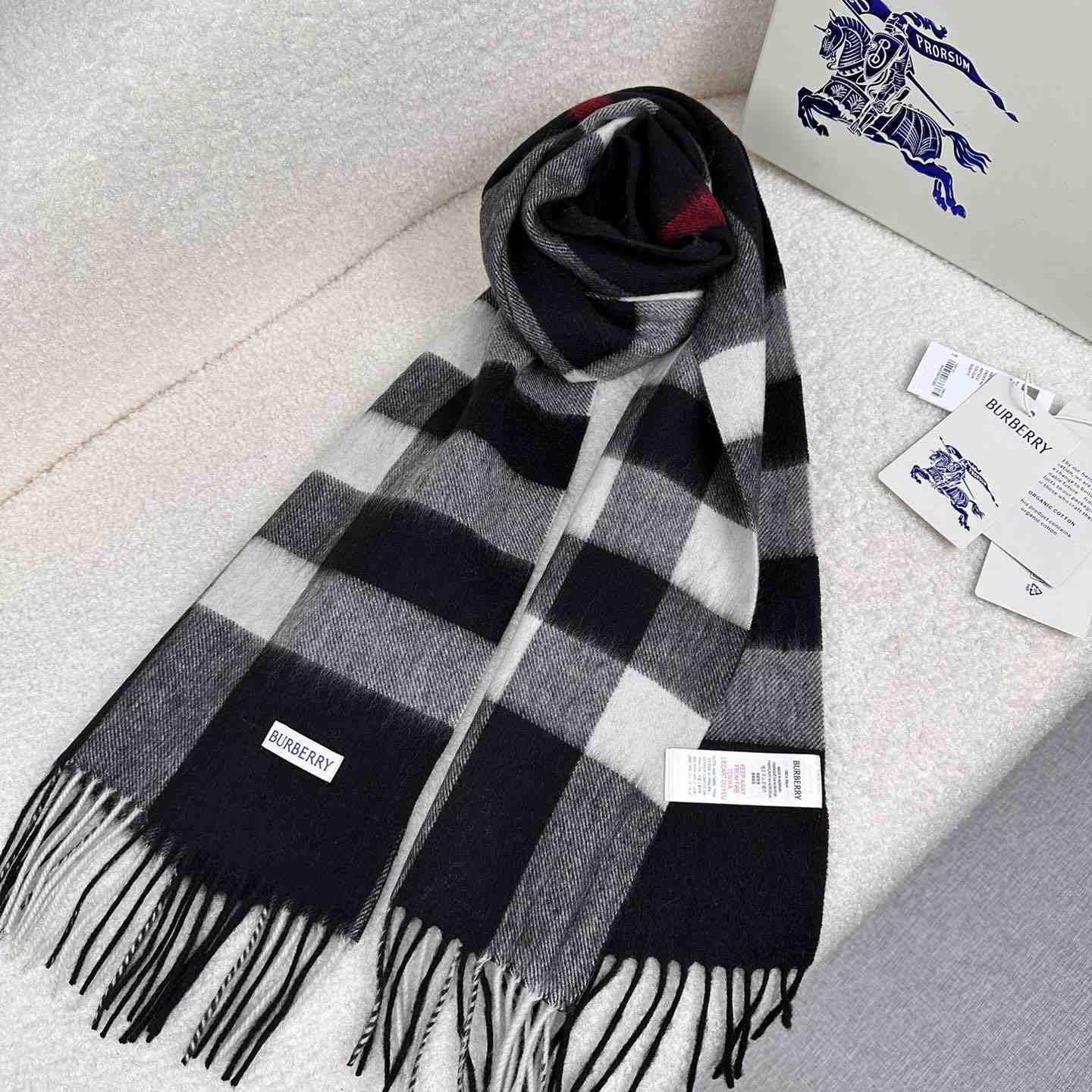 Burberry Scarf   180*40cm - DopestKickz