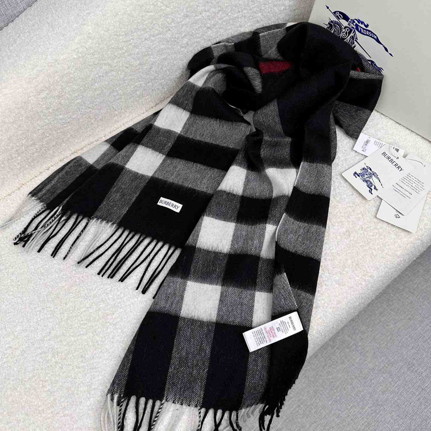 Burberry Scarf   180*40cm - DopestKickz