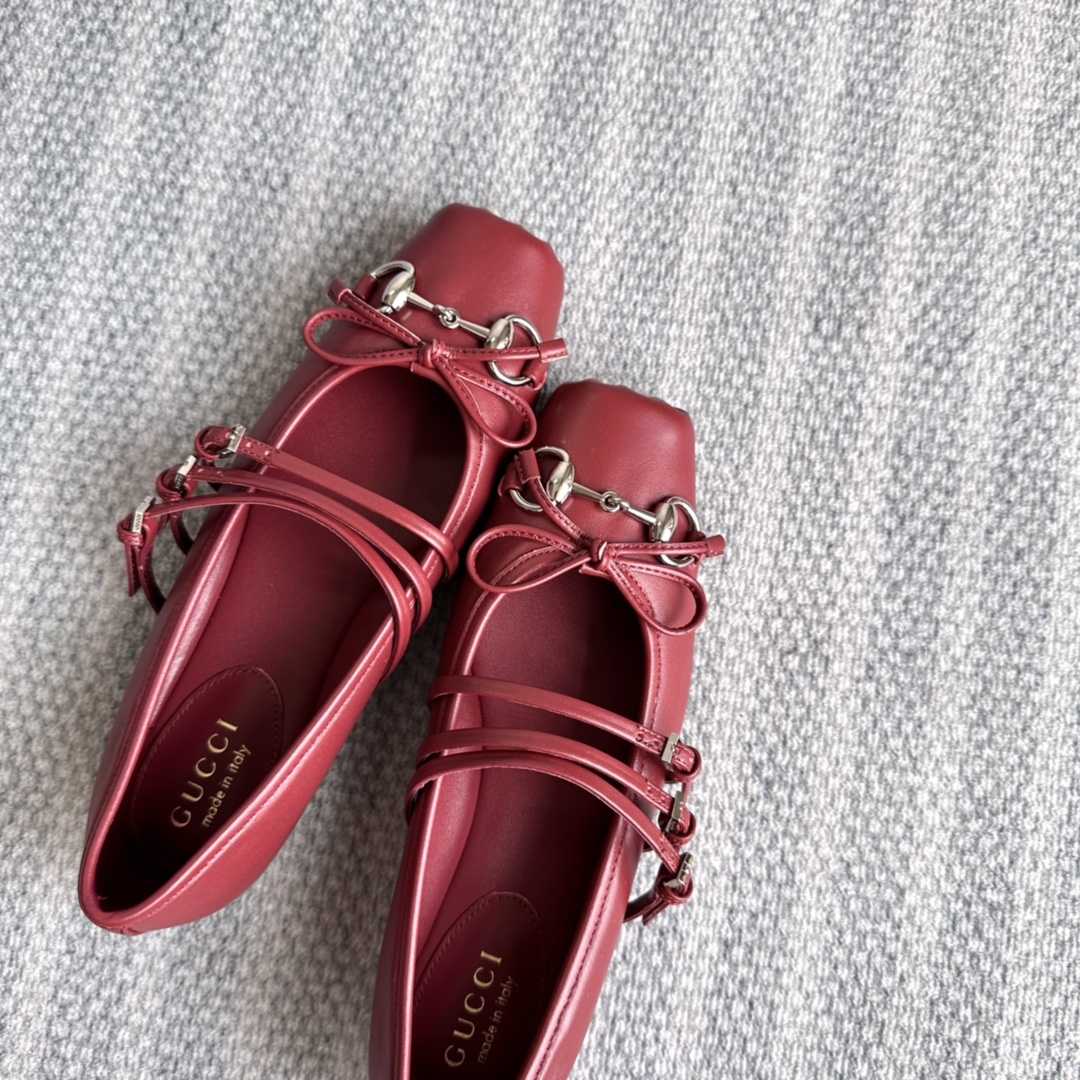 Gucci Women's Gucci Horsebit Ballet Flat - DopestKickz