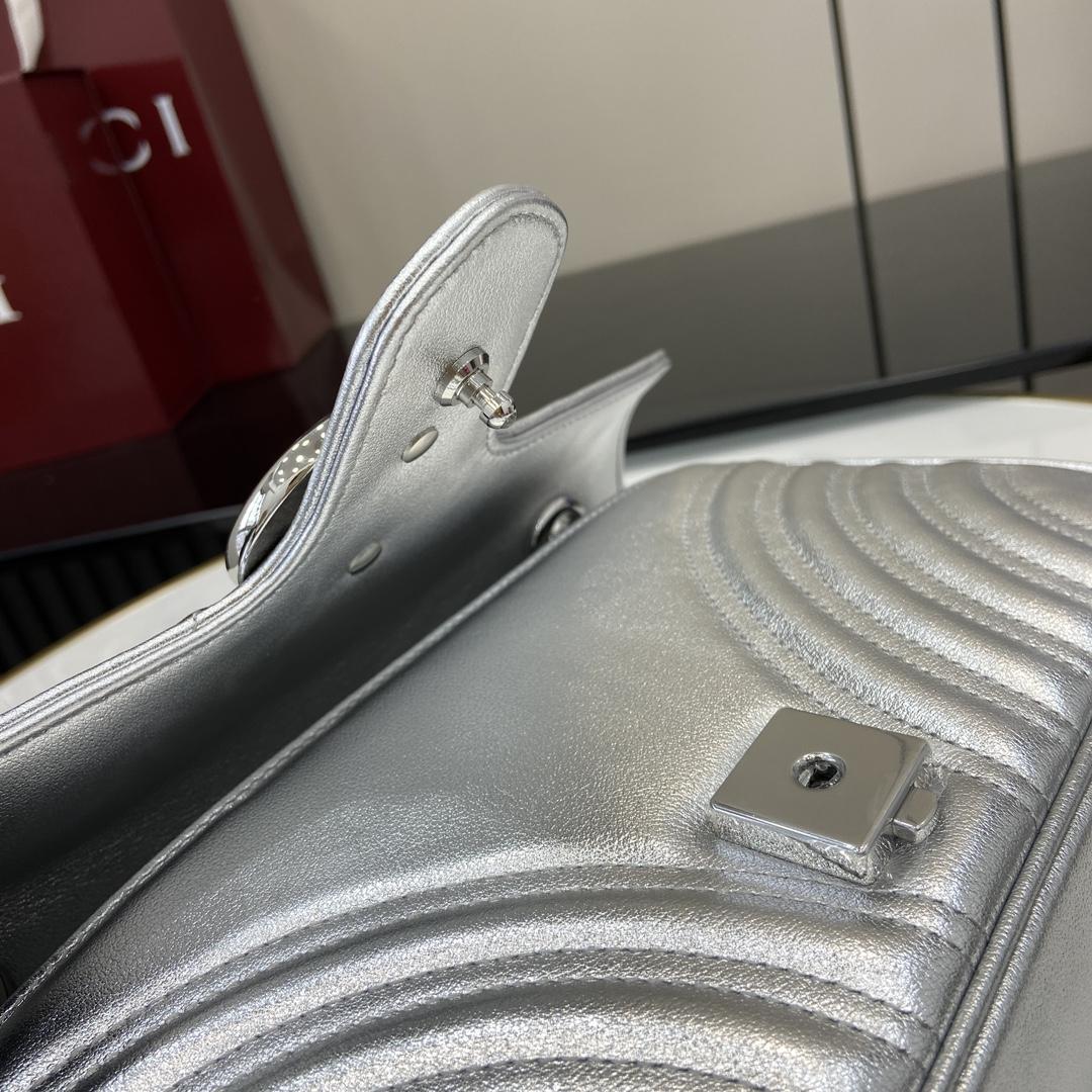 Gucci GG Marmont Small Shoulder Bag - DopestKickz