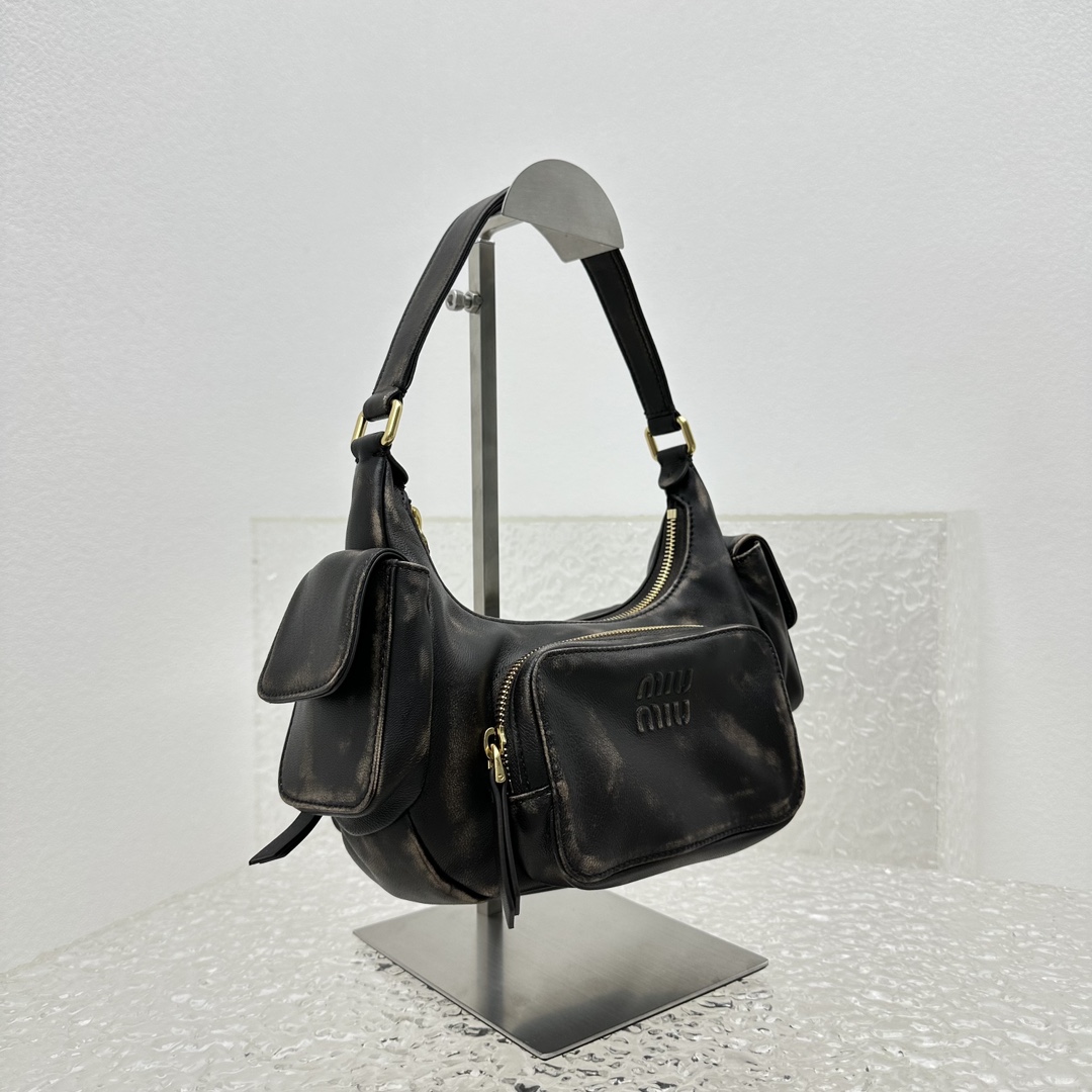 Miu Miu Nappa Leather Pocket Bag (21-12-6cm) - DopestKickz