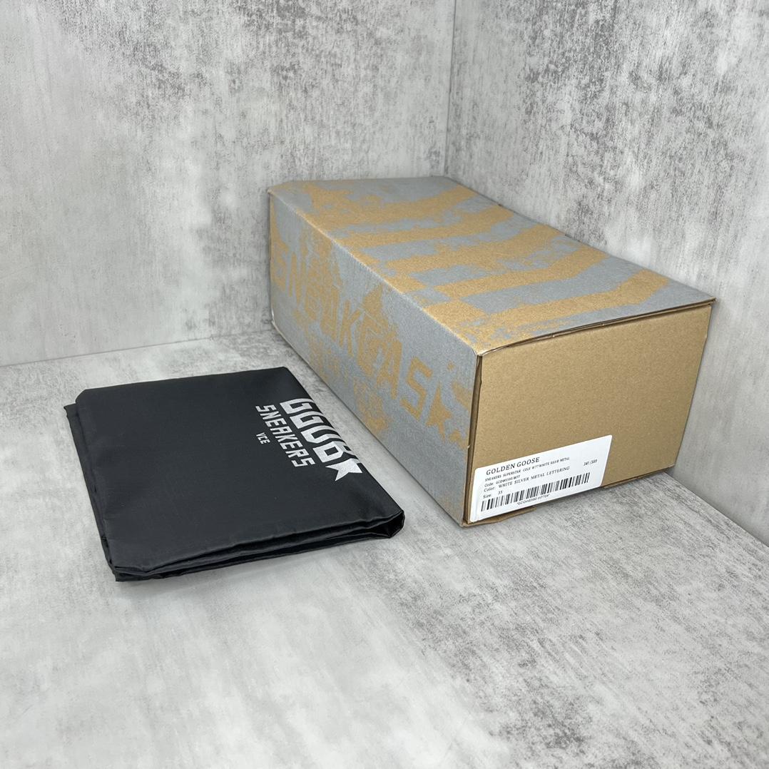 Golden Goose Dad-Star 'Gold' - DopestKickz