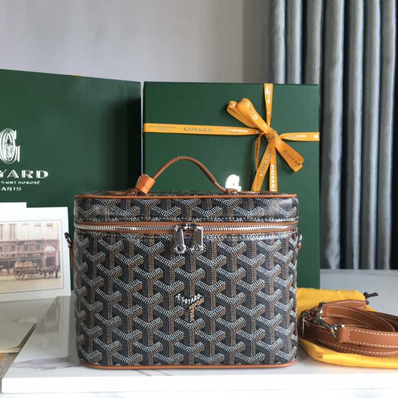 Goyard Muse Vanity Case - DopestKickz