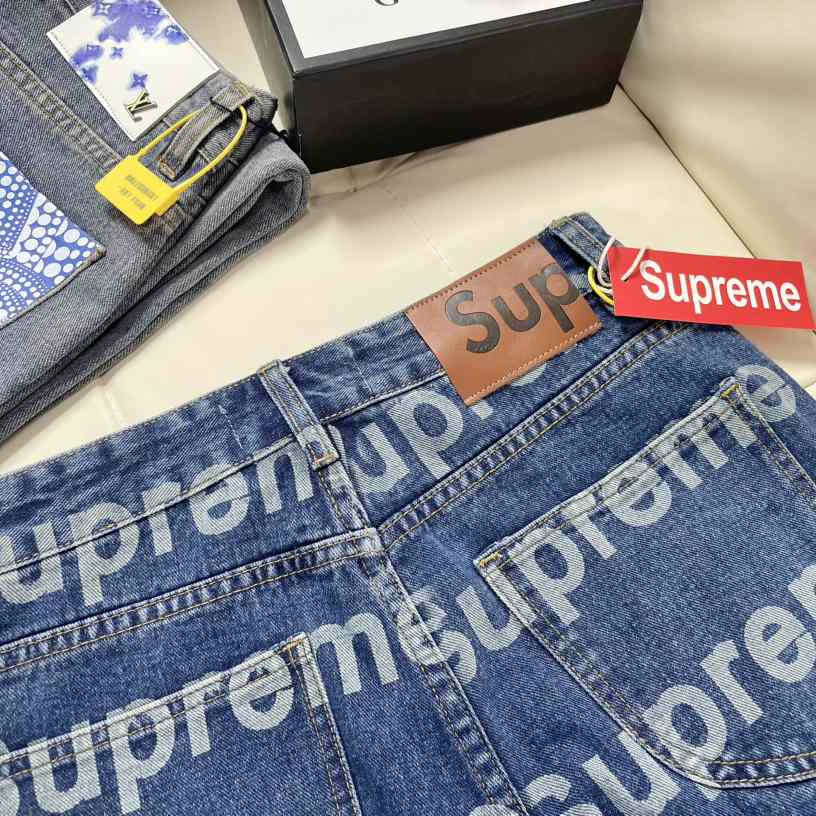 Supreme Jeans - DopestKickz