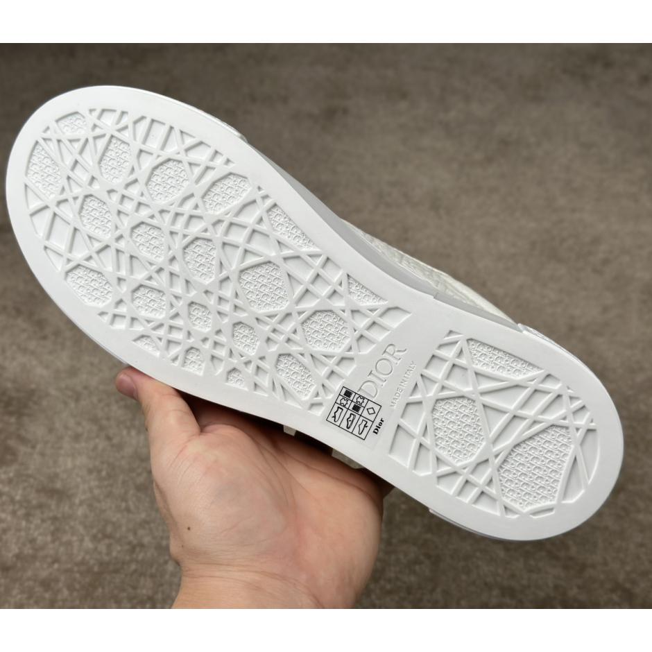 Dior B33 Sneaker   - DopestKickz