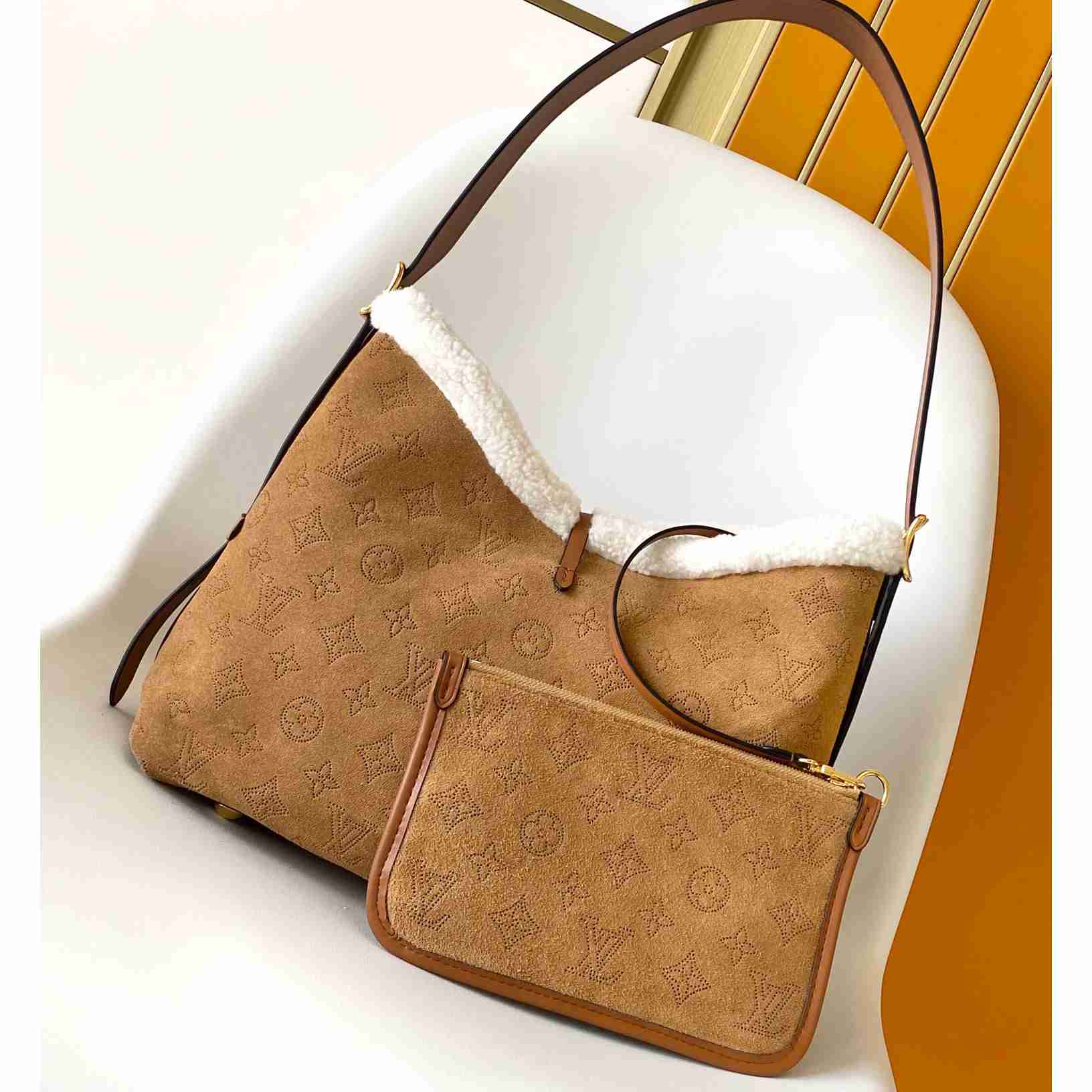 Louis Vuitton CarryAll PM  M11843 - DopestKickz
