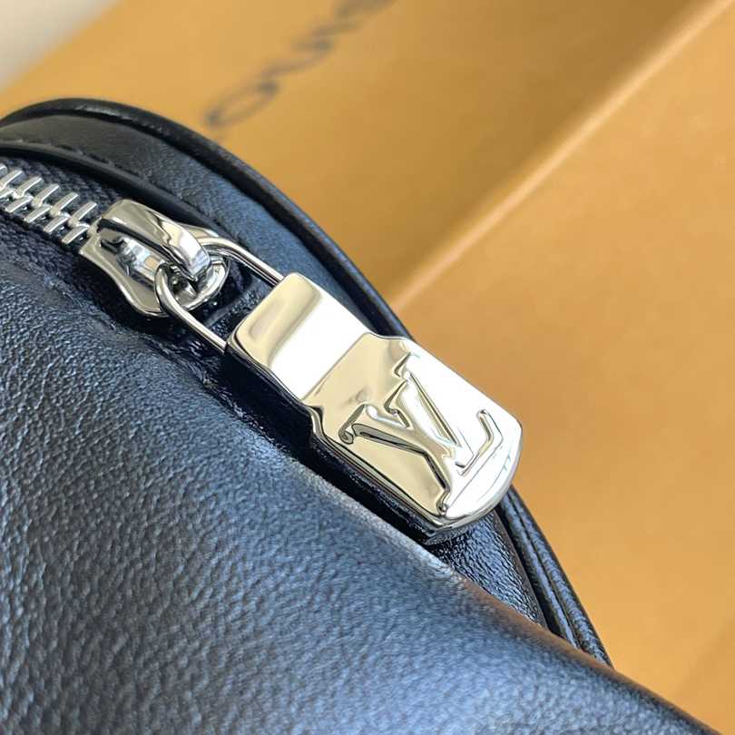 Louis Vuitton Montsouris Vibe PM  M12587 - DopestKickz