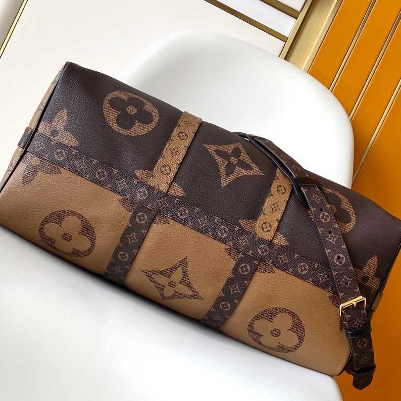 Louis Vuitton Keepall Bandoulière 45  M47211 - DopestKickz