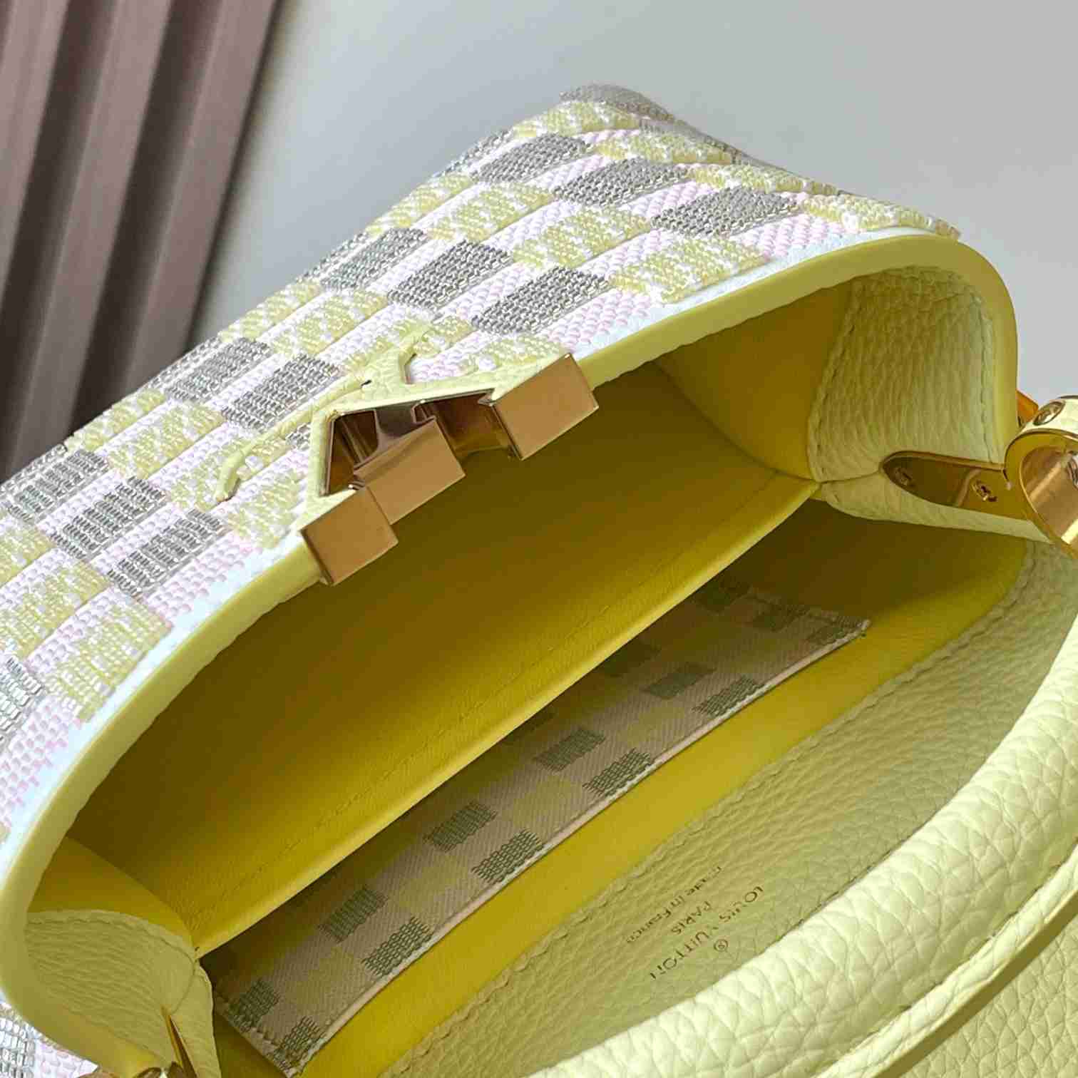 Louis Vuitton Capucines Mini  M24809 - DopestKickz