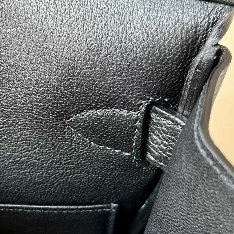 Hermès Kelly Akkad Belt Bag  8X8X25.5cm - DopestKickz