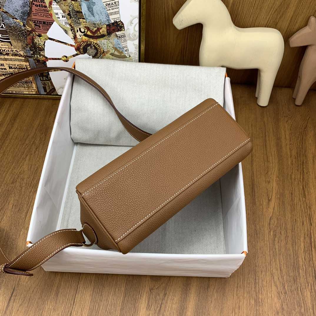 Hermès kelly Messenger    25cm - DopestKickz