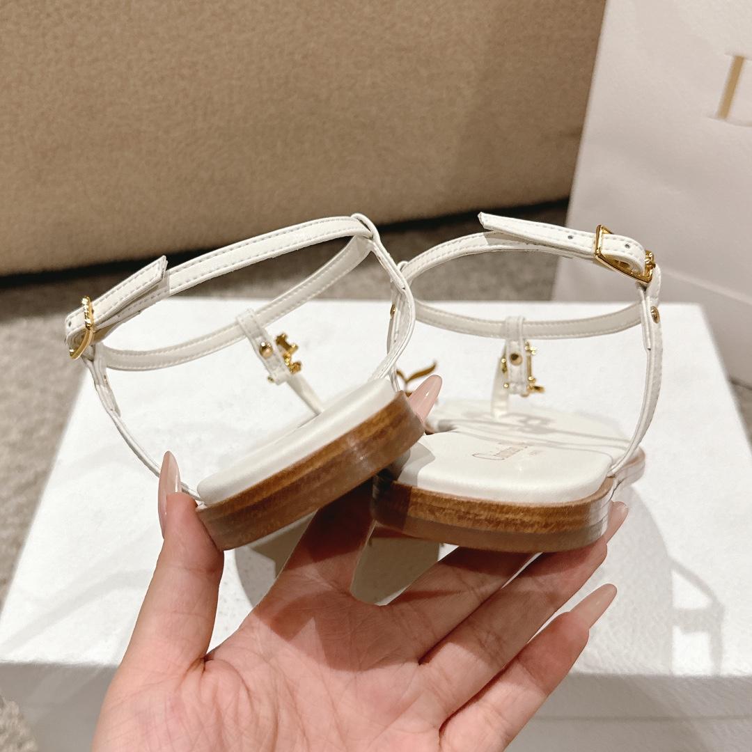 Dior C'est Dior Thong Sandal - DopestKickz