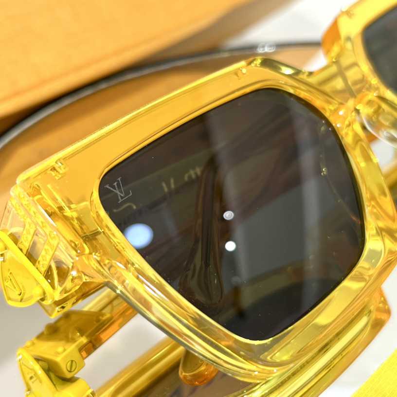 Louis Vuitton 1.1 Millionaires Square Sunglasses  LV96006 - DopestKickz