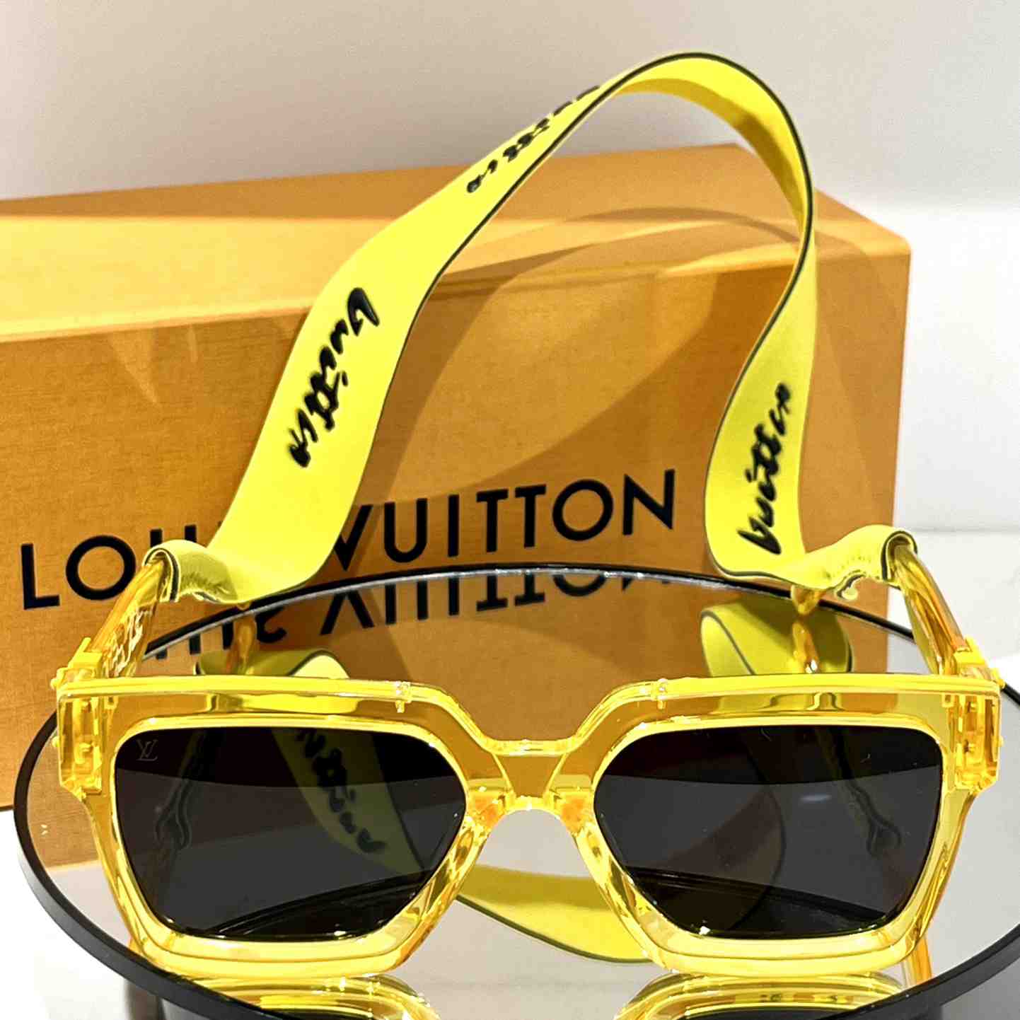 Louis Vuitton 1.1 Millionaires Square Sunglasses  LV96006 - DopestKickz