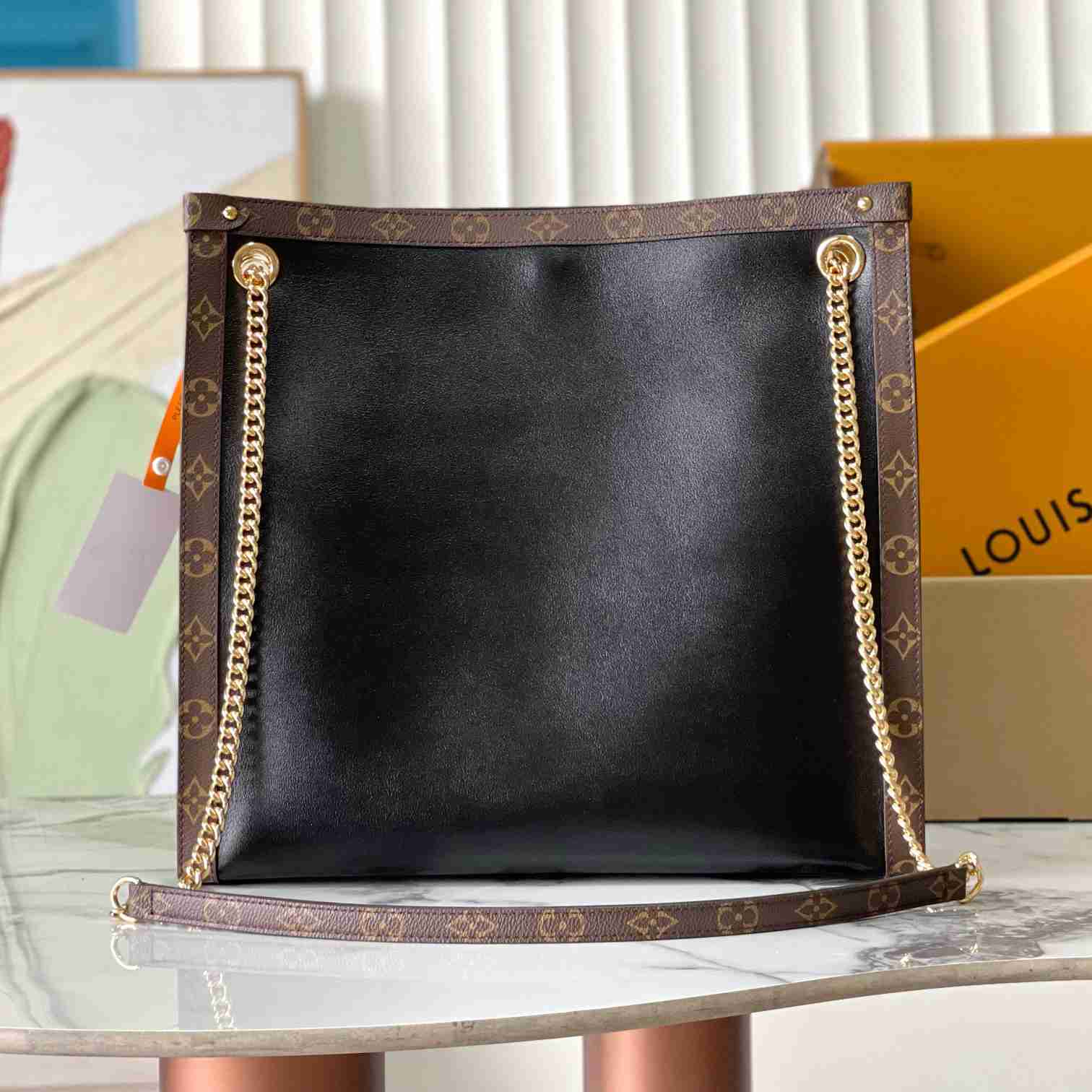 Louis Vuitton Nova MM  M13137 - DopestKickz